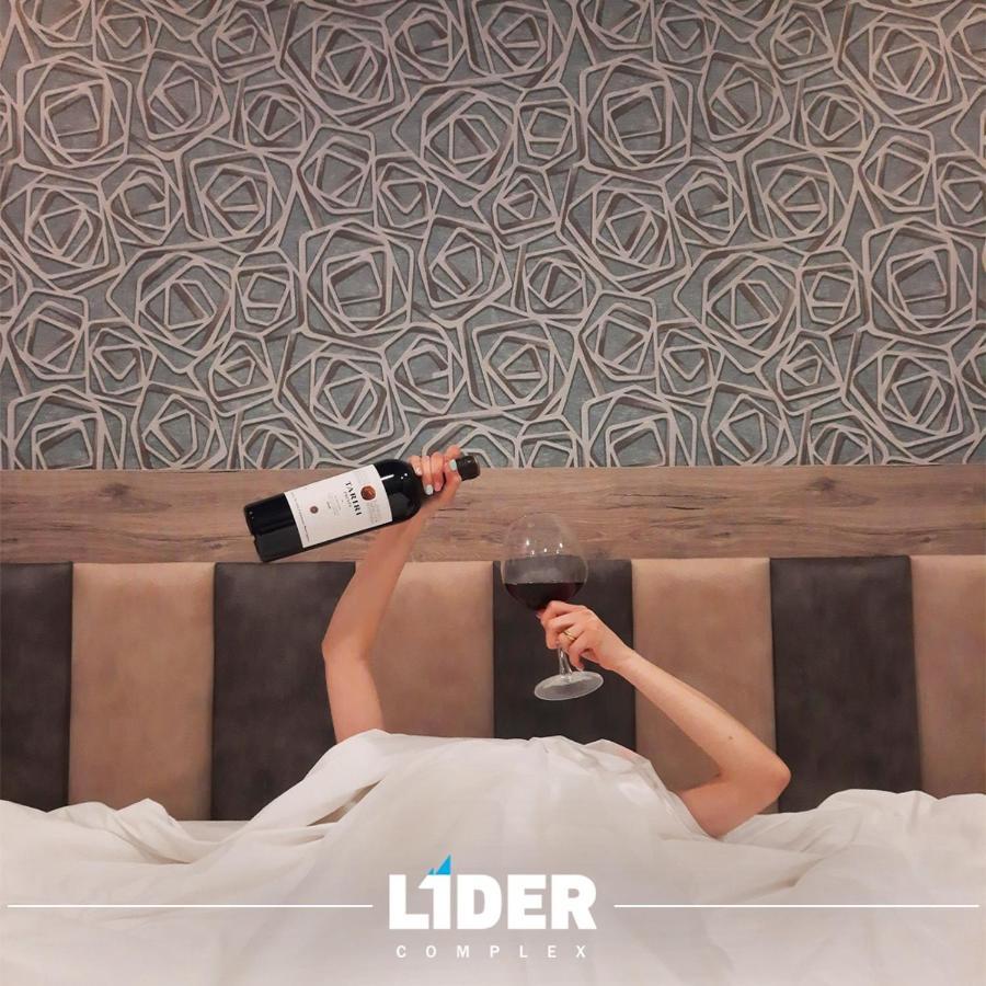 Hotel Lider Complex Vayk Luaran gambar