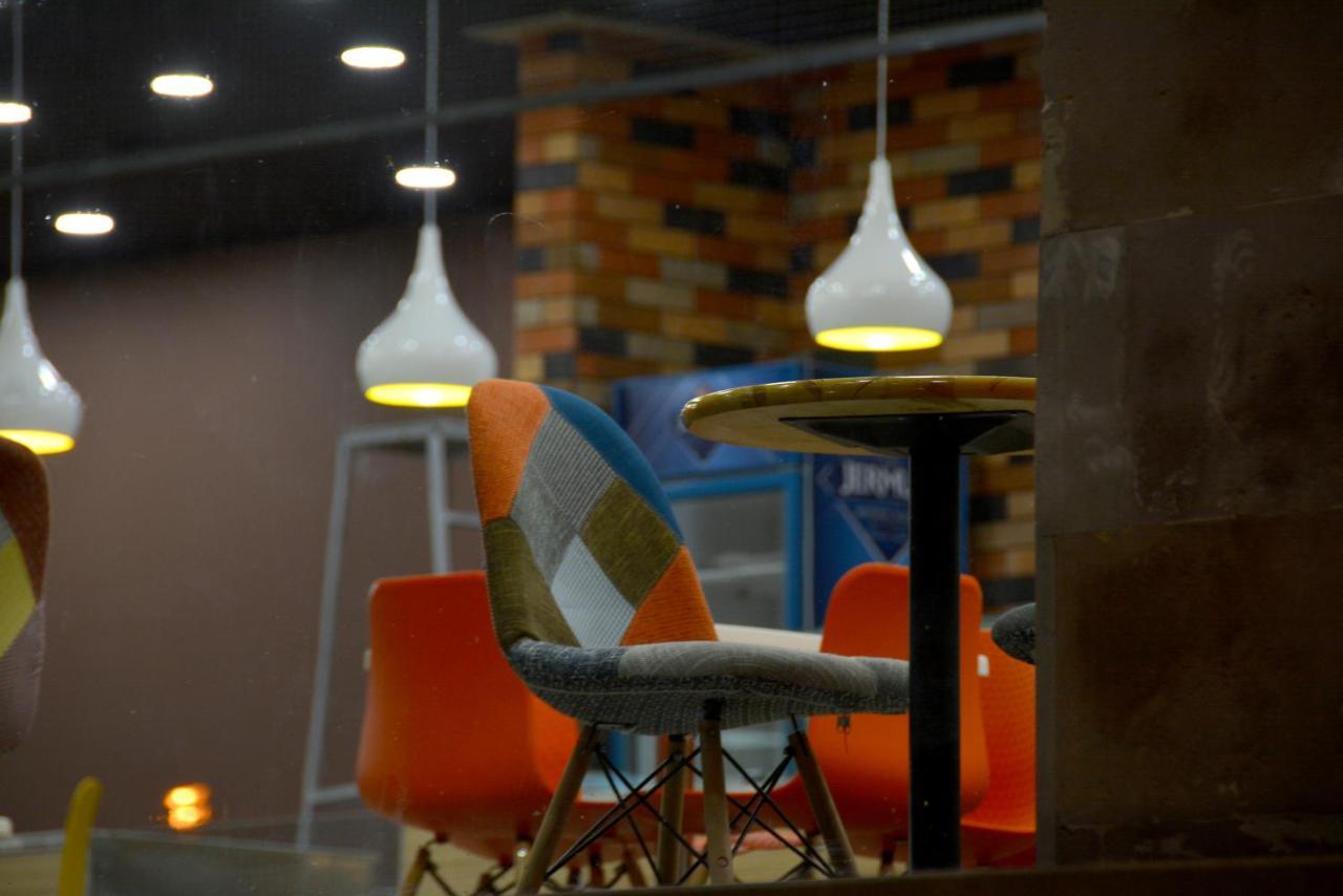 Hotel Lider Complex Vayk Luaran gambar