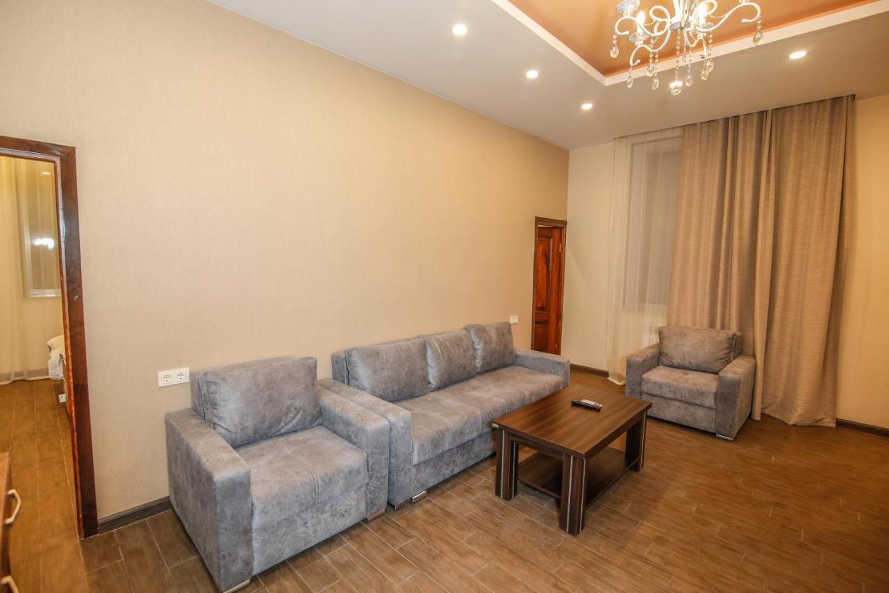 Hotel Lider Complex Vayk Luaran gambar