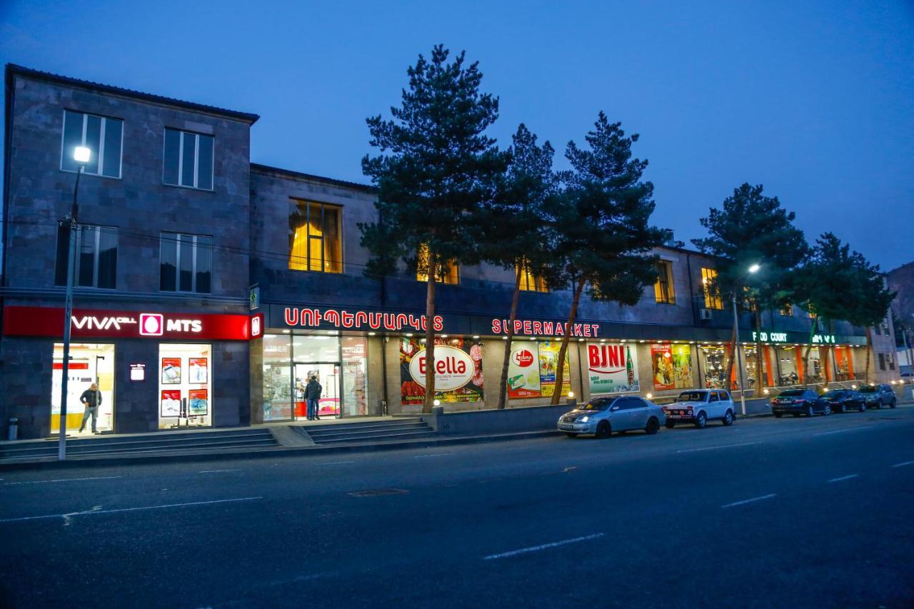 Hotel Lider Complex Vayk Luaran gambar